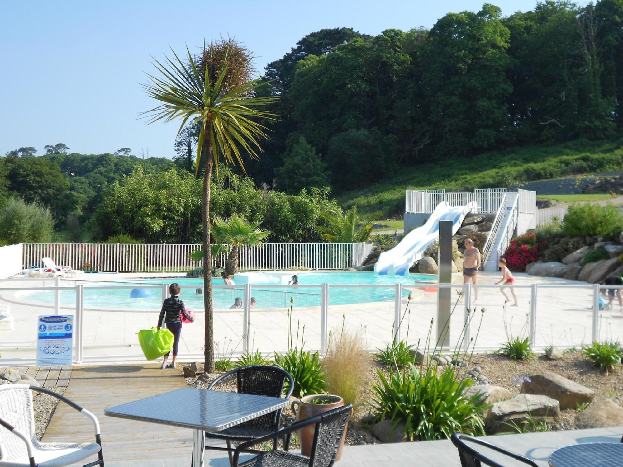 Camping De Trezulien Douarnenez Εξωτερικό φωτογραφία